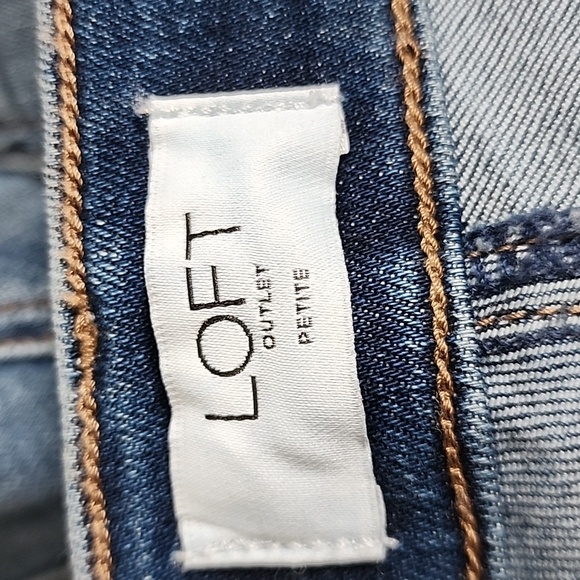 LOFT OUTLET HIGH RISE SKINNY ANKLE CROP JEANS/ SIZE 2P - Picture 4 of 12